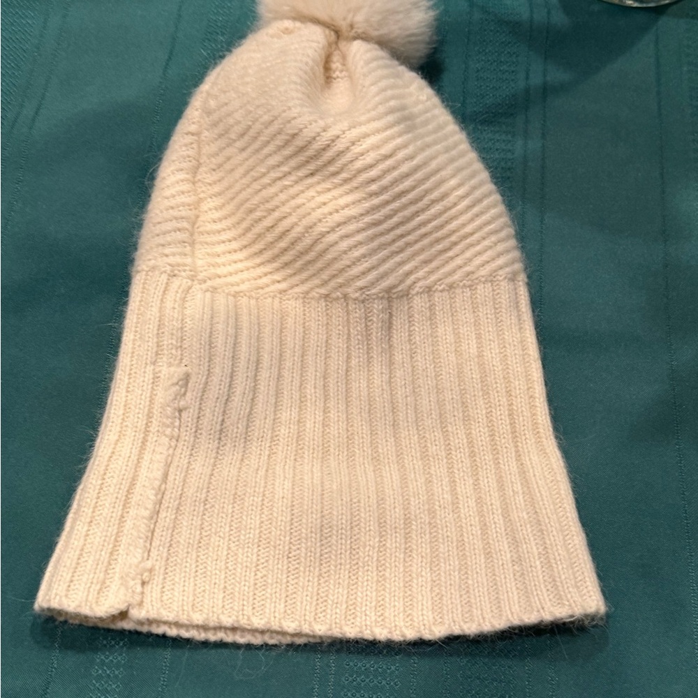 Zara Premium Angora Blend Beanie Hat NWOT - Picture 2 of 5